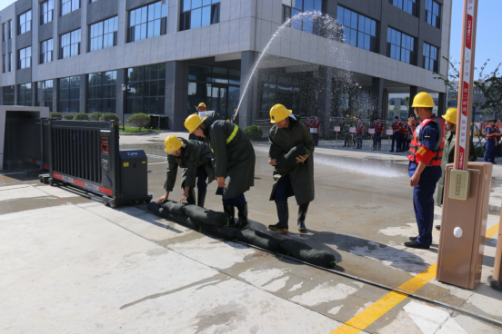 “以‘演’促防 以‘練’備戰(zhàn)”公司保稅區(qū)廠區(qū)開展2024年自然災(zāi)害（防臺(tái)風(fēng)、防汛）處置演練活動(dòng)650.png